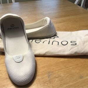 Merinos white flat pump lightweight machine washable